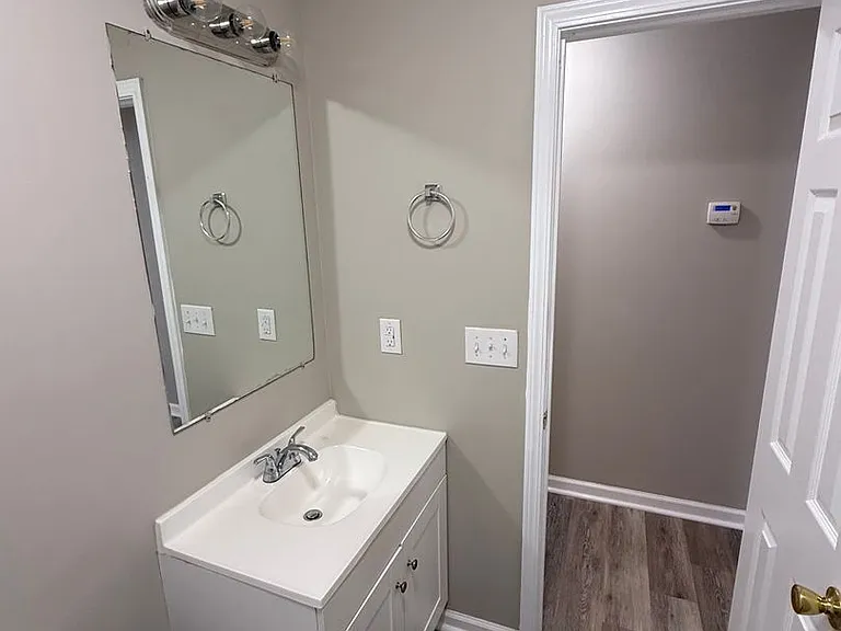 107 Daneswood Ct — Photo 14