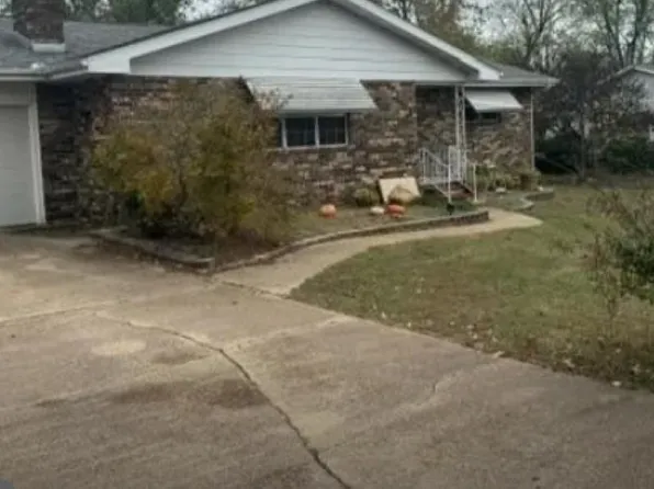 (undisclosed Address), Mountain Home, AR 72653