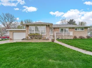 1703 Norwood Dr, Griffith, IN 46319