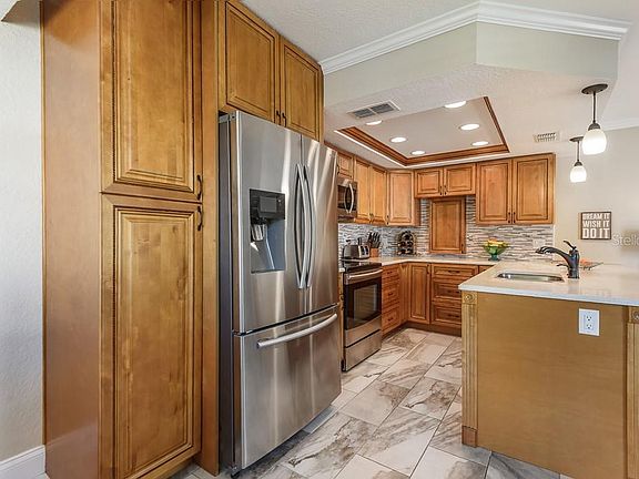 4th image of 1125 Pinellas Bayway #106
