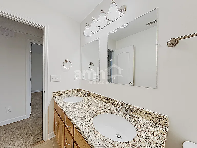 1305 Bantry Dr — Photo 13