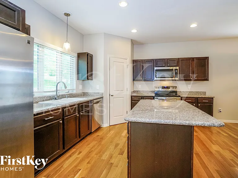 314 Market St — Photo 7