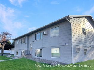 3705 S Cathy Ave #2, Sioux Falls, SD 57106