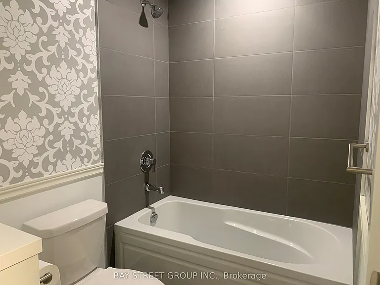 2545 Simcoe St N #2520 — Photo 4