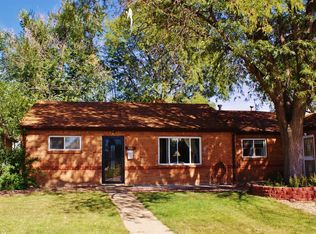 9020 Fir Dr, Thornton, CO 80229