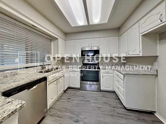 5th image of 7020 Oakfield Corner Ct