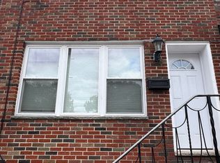 1812 Jackson St, Philadelphia, PA 19145