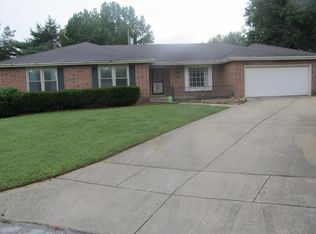 2130 E Breckenridge Pl, Springfield, MO 65804