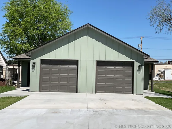 5305 E Admiral Pl #A-b, Tulsa, OK 74115