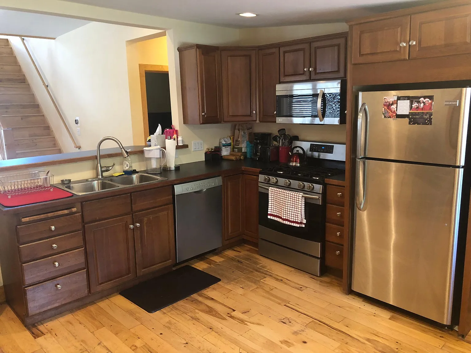 4 bed, 1800 sqft, $6,000 — Photo 4
