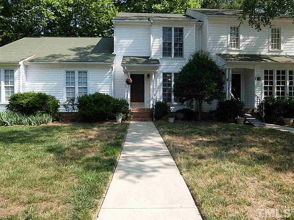 2nd image of 123 Pickett Ln