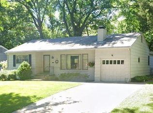 4715 W 77th Ter, Prairie Village, KS 66208
