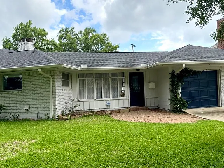 3310 N Braeswood Blvd — Photo 1
