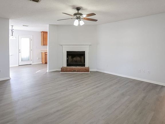 2nd image of 172 Nacoochee Dr