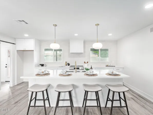 1420 W CURRY Street, Chandler, AZ 85224