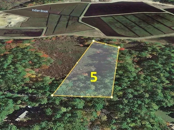 5 Indian St, Carver, MA 02330