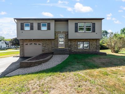 17 New Bridge Dr, Stillwater, NY, 12170