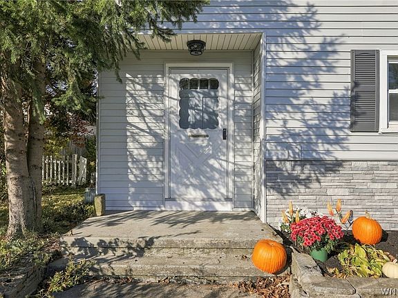 3rd image of 4248 Shimerville Rd