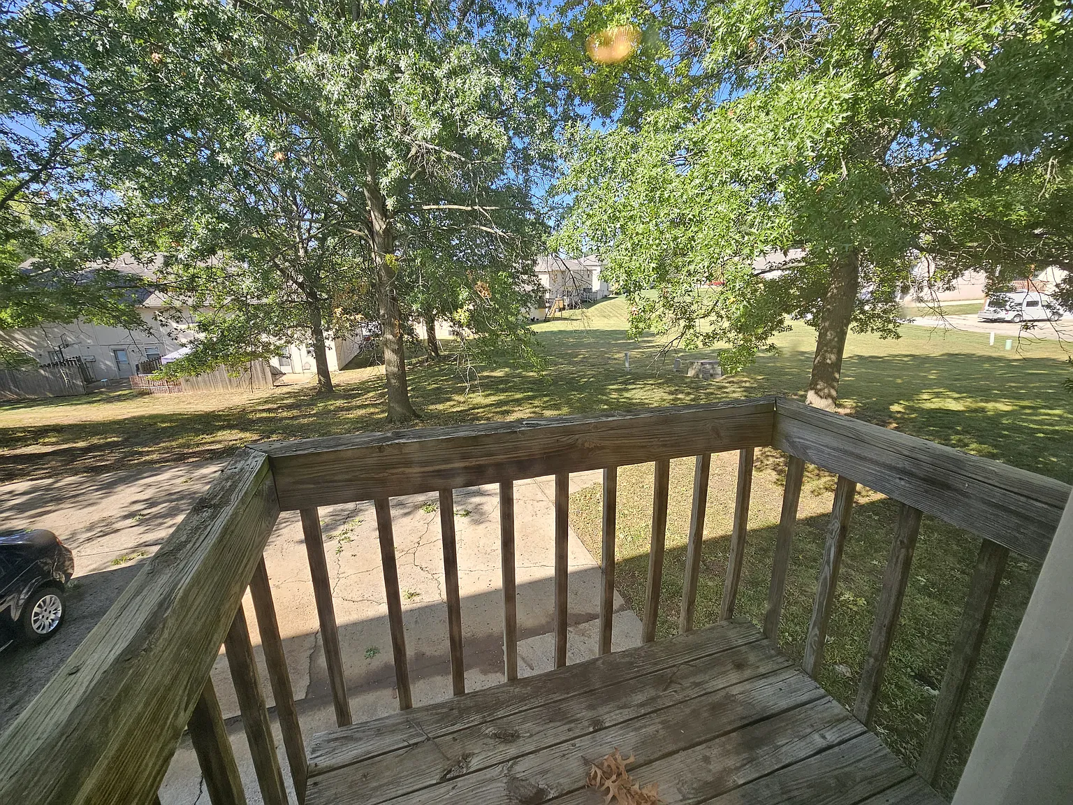 333 NW Millstone Cir — Photo 2