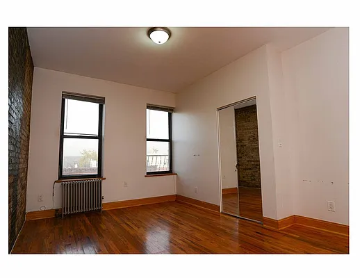 Rented by City Barn Realty Inc | media 16