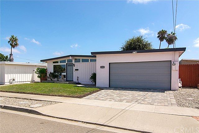1st image of 4717 Otomi Ave