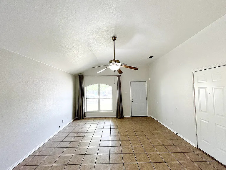 204 Dale Earnhardt Dr #A — Photo 6