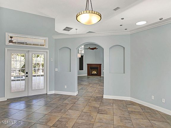 5th image of 5 ZAUN Court