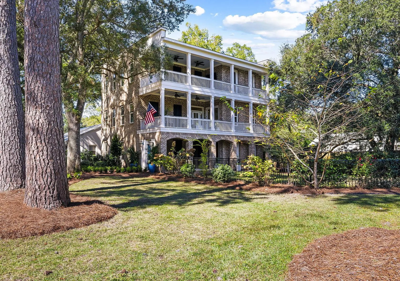 The Park House — Photo 1