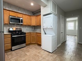 3101 N Lawndale Ave #1F, Chicago, IL 60618