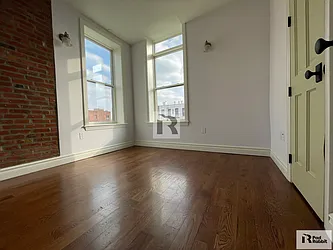 Rented by PadRabbit LLC