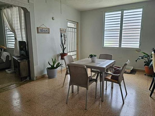 9B Urb Rafael Bermudez Fls #2, Fajardo, PR 00738
