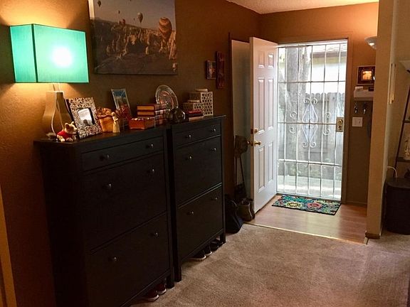 3rd image of 420 West St APT 1