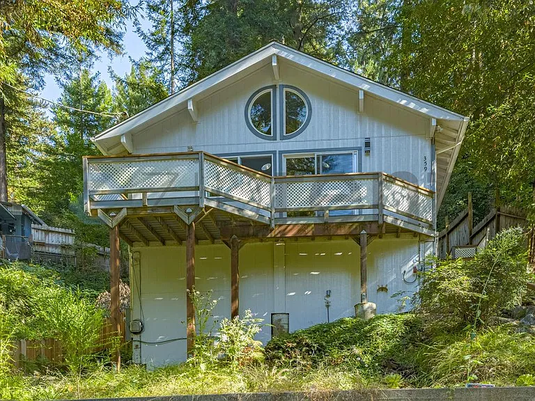 359 Redwood Rd #SINGLE HOME — Photo 22