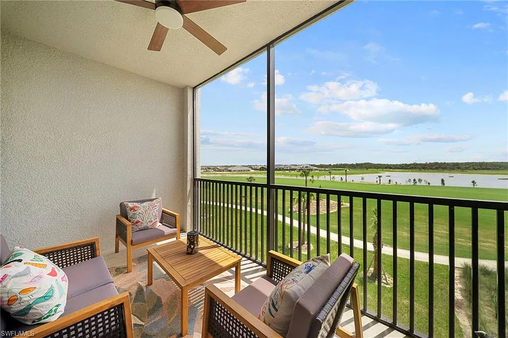 2 bed, 2.0 bath, 1120 sqft, $6,000 — Photo 1