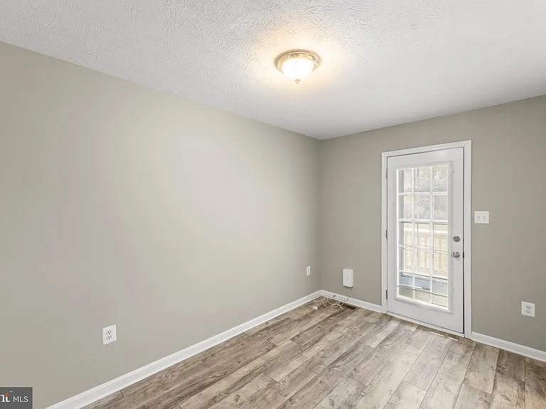 174 Equestrian Dr — Photo 23