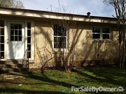 2nd image of 2641 Mimosa Park Dr