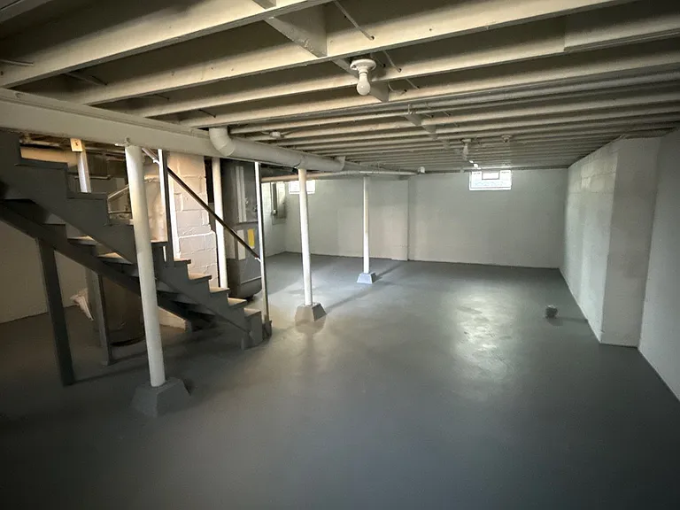 3441 Eisenhower Rd — Photo 16