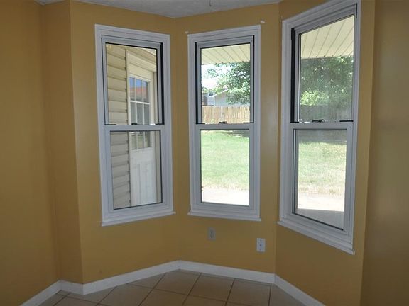 5th image of 1299 W Lincoln Trail Blvd