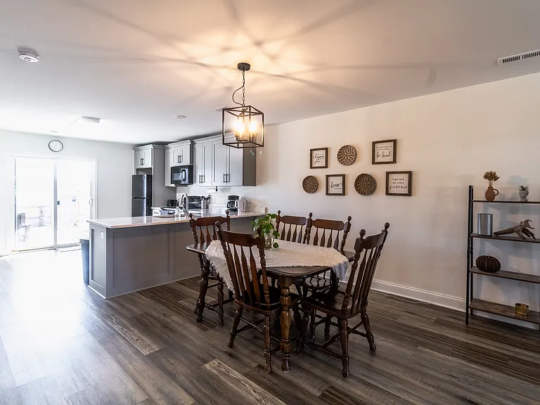 209 Chesley Dr — Photo 10