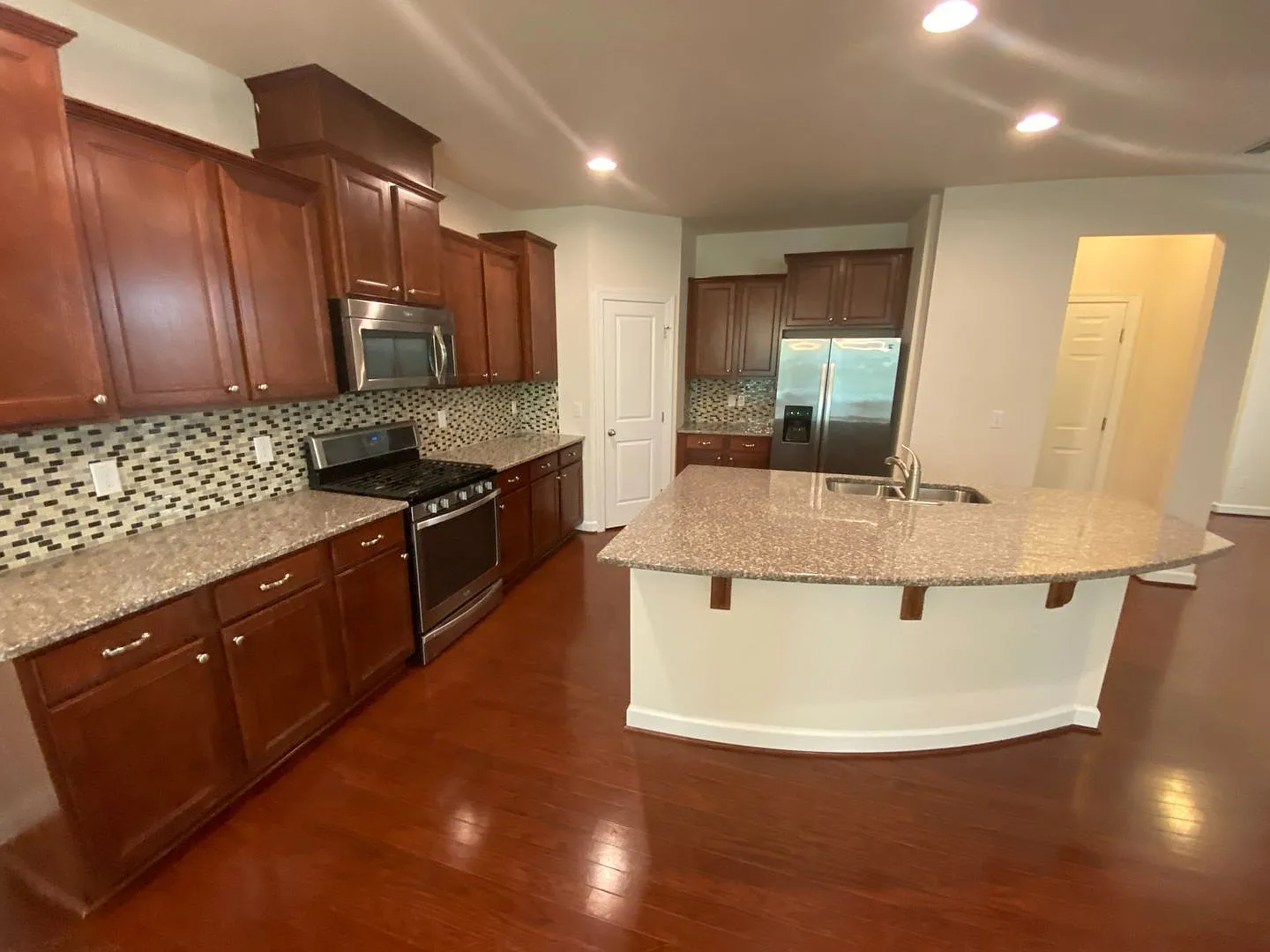 Room in 3 Bedroom Home at Pecan Ridge Dr — Photo 2