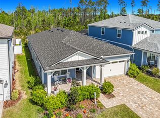426 Hawthorn Park Cir, Yulee, FL 32097