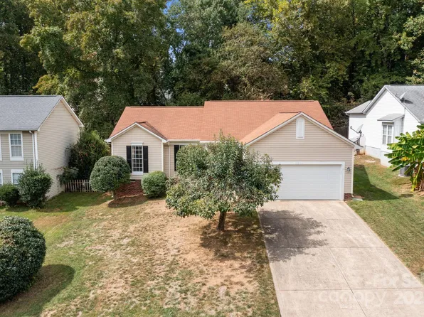 3315 Rillet Ct, Charlotte, NC 28269