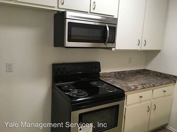 4th image of 5204 Yarmouth Ave APT 216