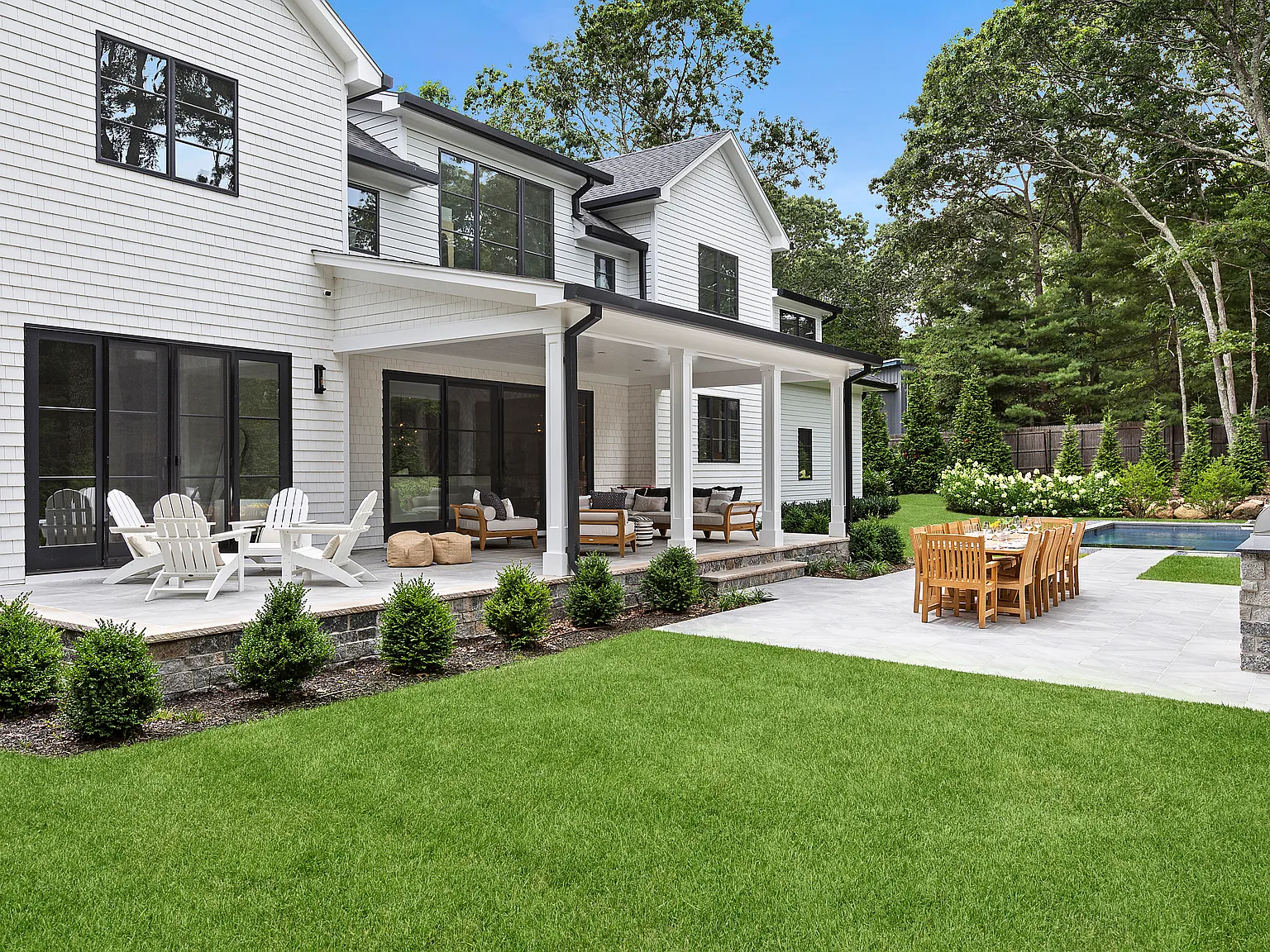 Exquisite In East Hampton — Photo 2