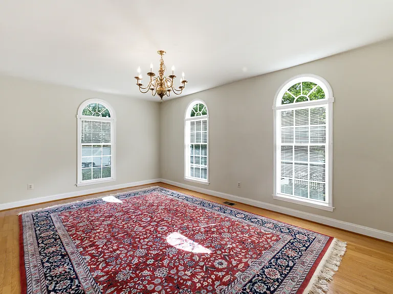 2725 Oldewood Dr — Photo 14