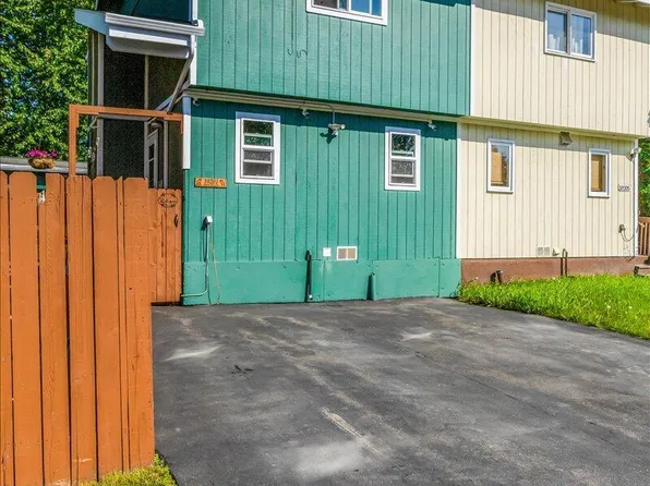 10201 Thimble Berry Dr, Anchorage, AK 99515