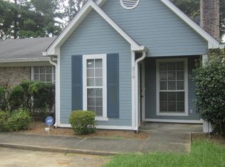 319 Peach Orchard Dr, Ridgeland, MS 39157