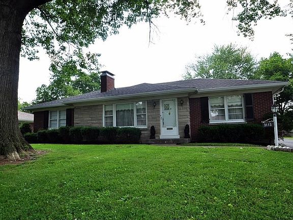 2nd image of 3113 Lakeview Dr