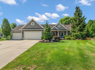 2678 Hawthorne Ct, Jenison, MI 49428