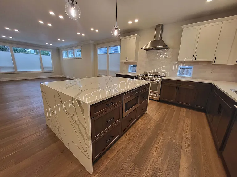 7114 NE 8th Ave #A — Photo 14